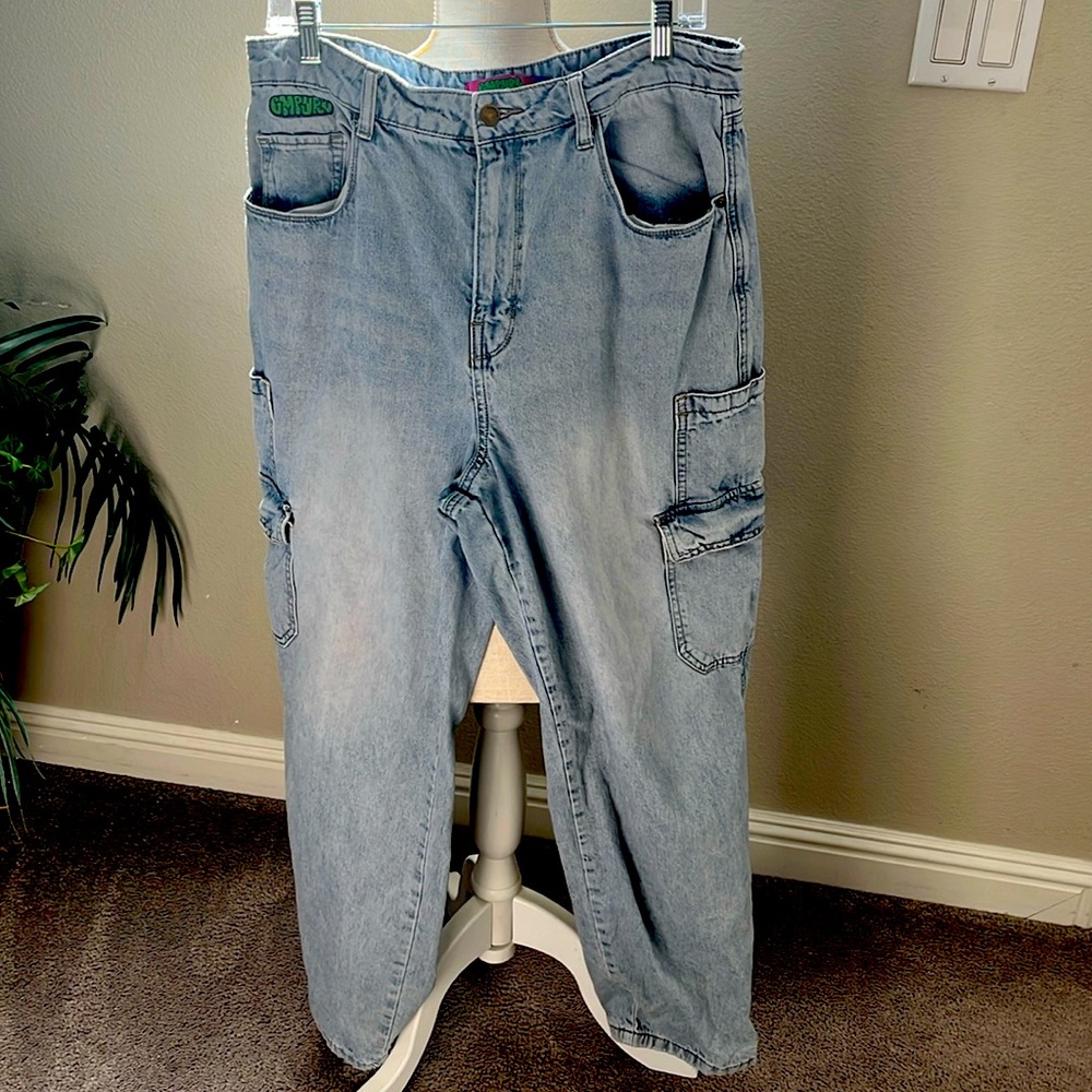 Empire Jeans